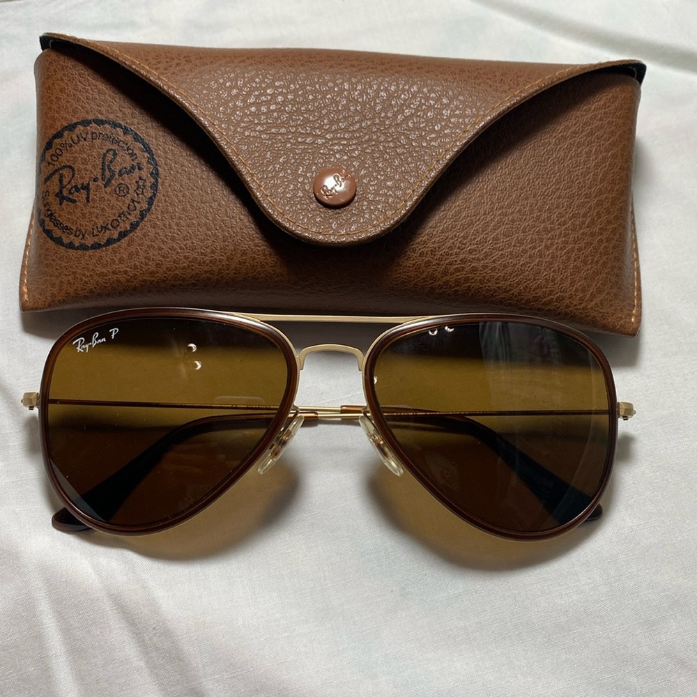 Ray ban aviator sunglasses